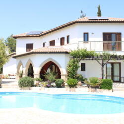 Pareklisia Residence